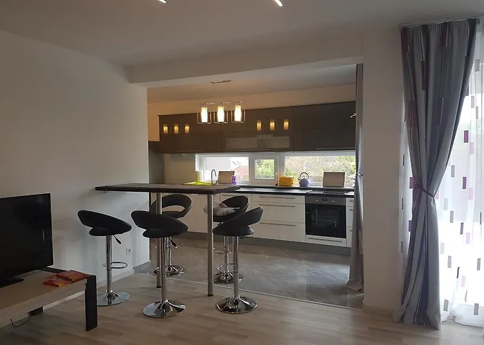 Francesca Apartman *